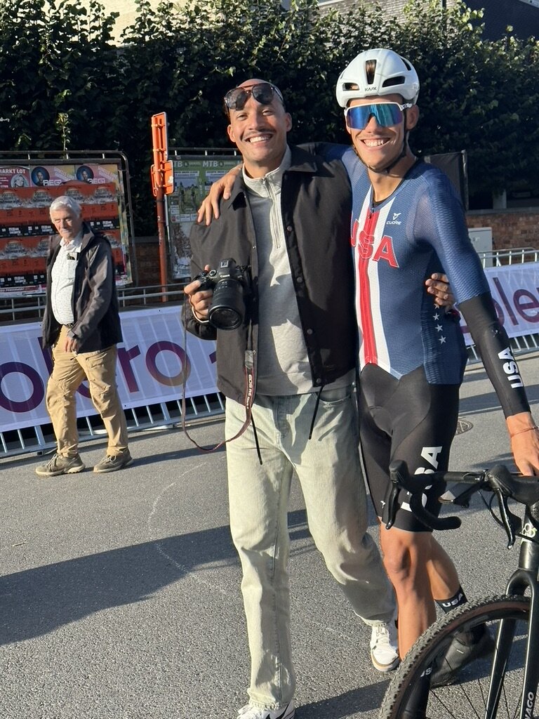 Donoven with his father at the UCI Gravel World Championships